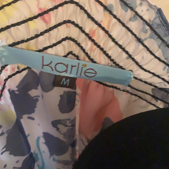 Karlie button-up splatter top - Picture 3 of 3